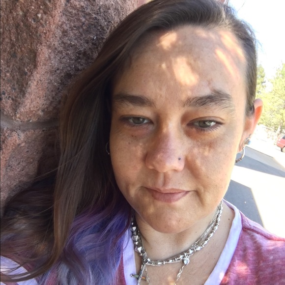 Meet your Posher, Andria - Picture 5 of 5